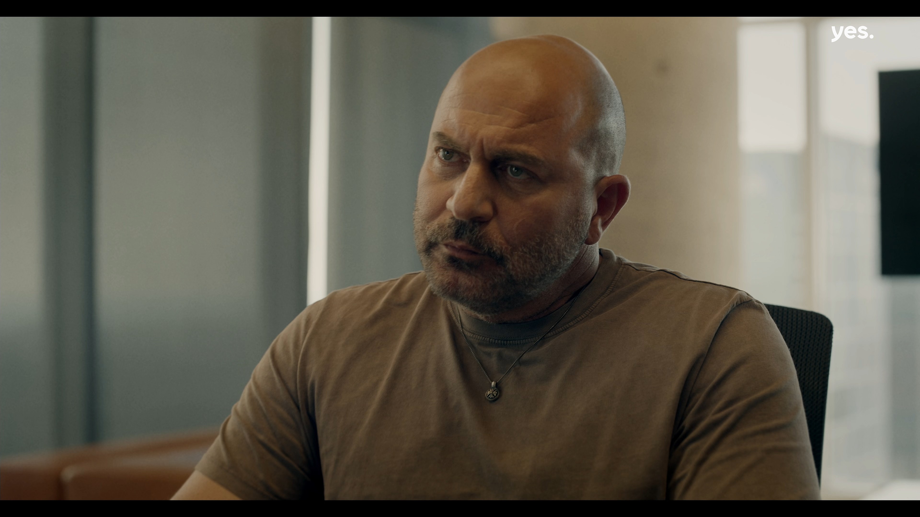 Fauda.S05E01.2160p.WEB-DL.DD5.1.H.265-RU-HE.mkv_snapshot_27.24.000.jpg