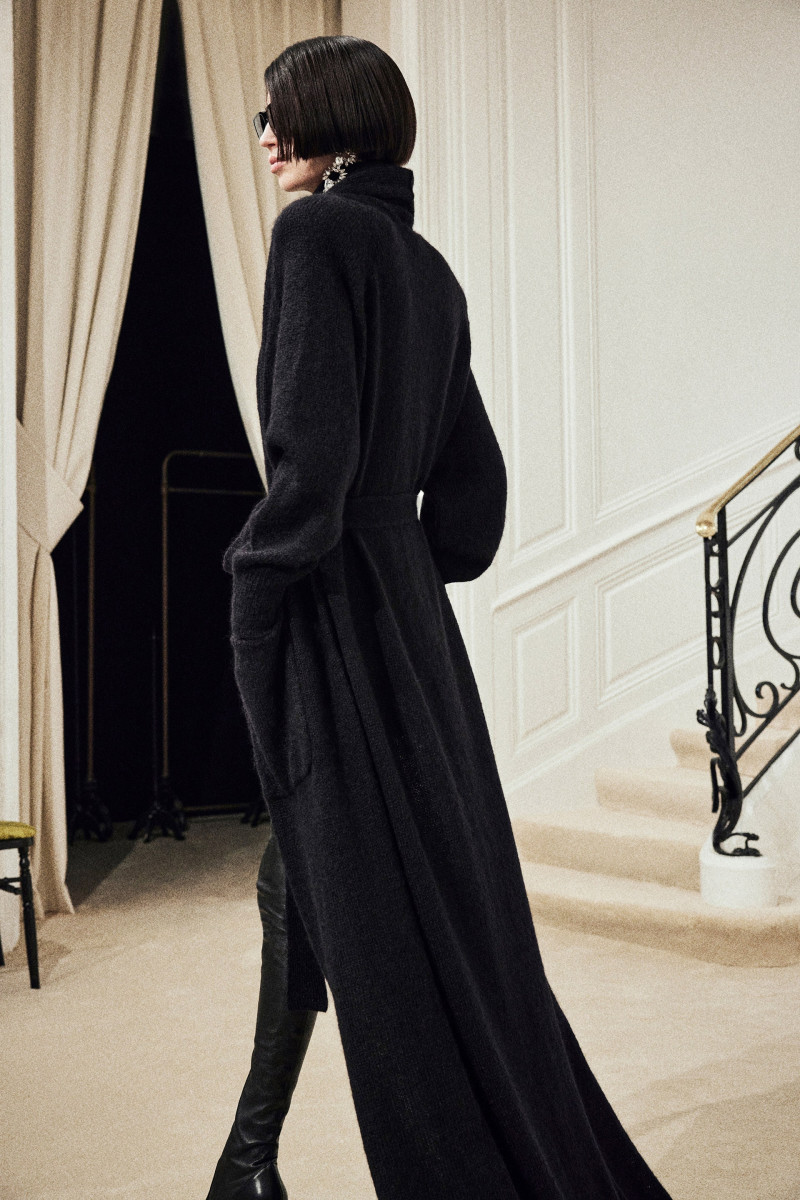 00060-saint-laurent-pre-fall-2023-credit-brand.jpg