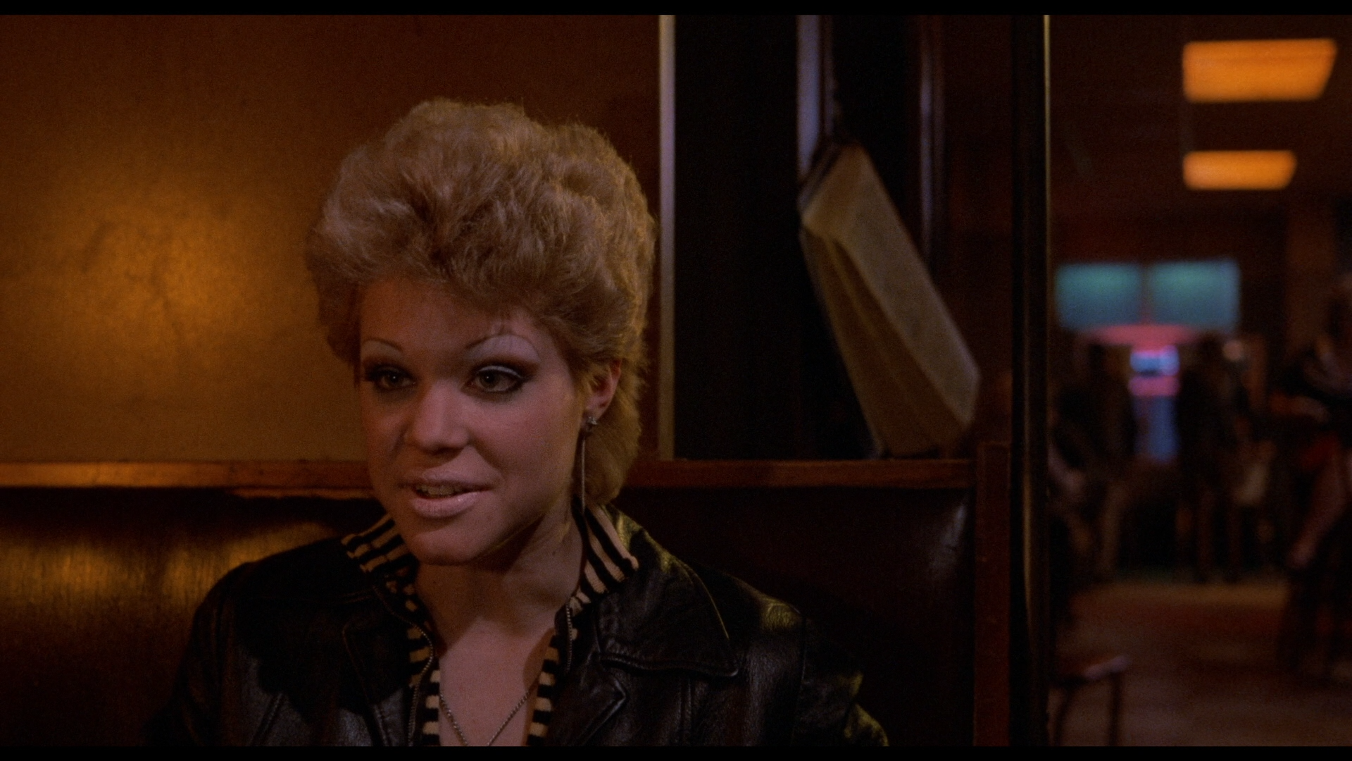 Baby.It's.You.1983.BDRemux.1080p.mkv_snapshot_00.19.13.881.png