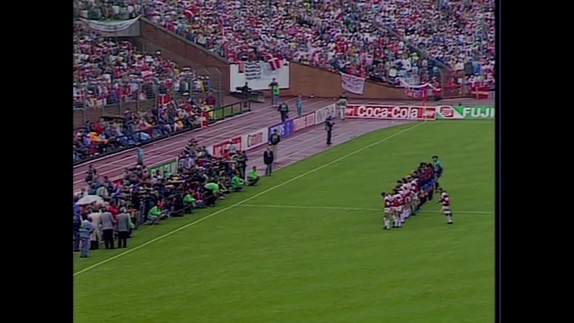 UEFA.Euro.1988.06.11.DEN-ESP.1080p50.EN.ES.mkv_000122980.png