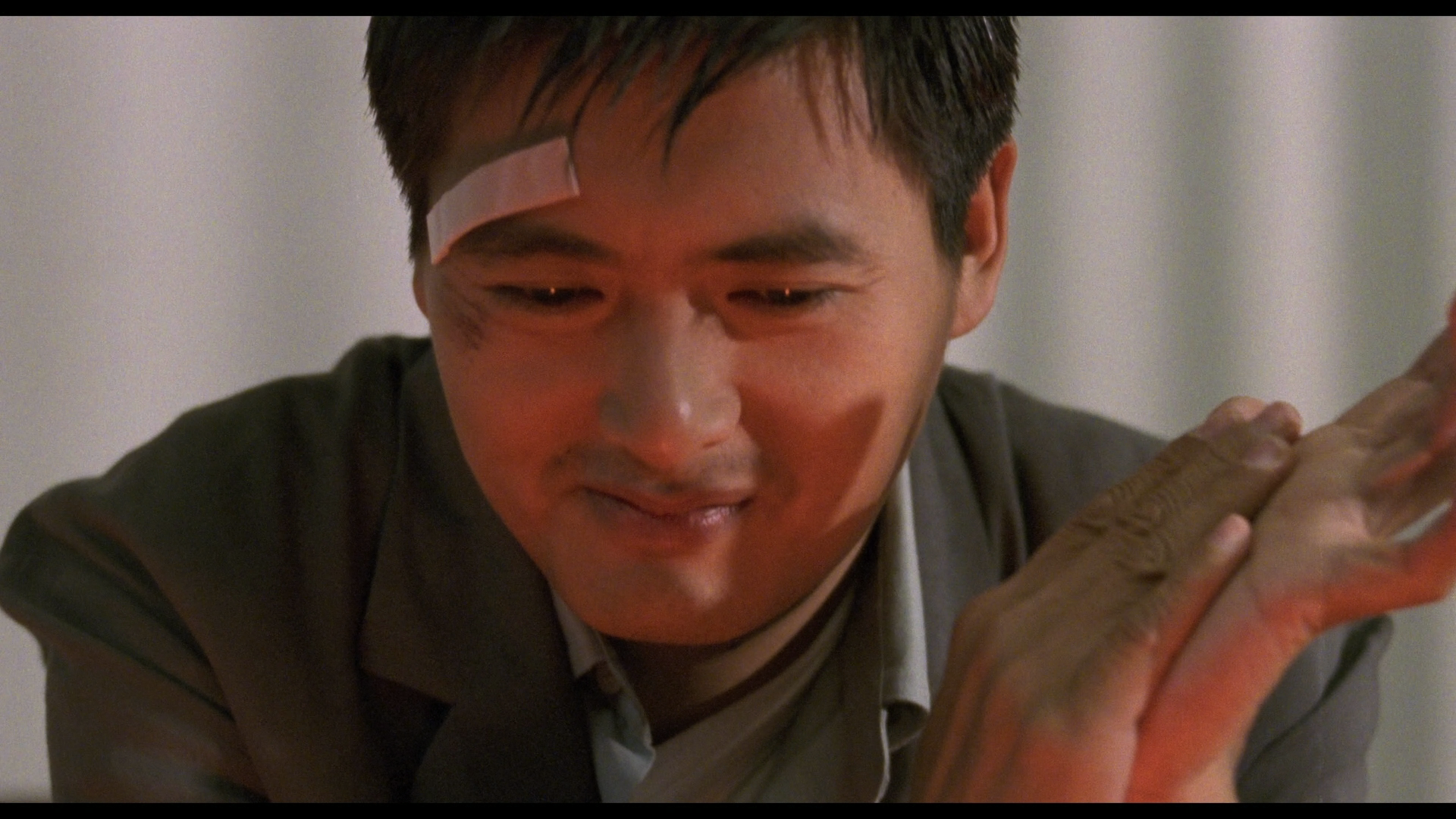 Hard Boiled_1992г_Tony Leung  Chow Yun-Fat.mkv_20260603_235458.404.png