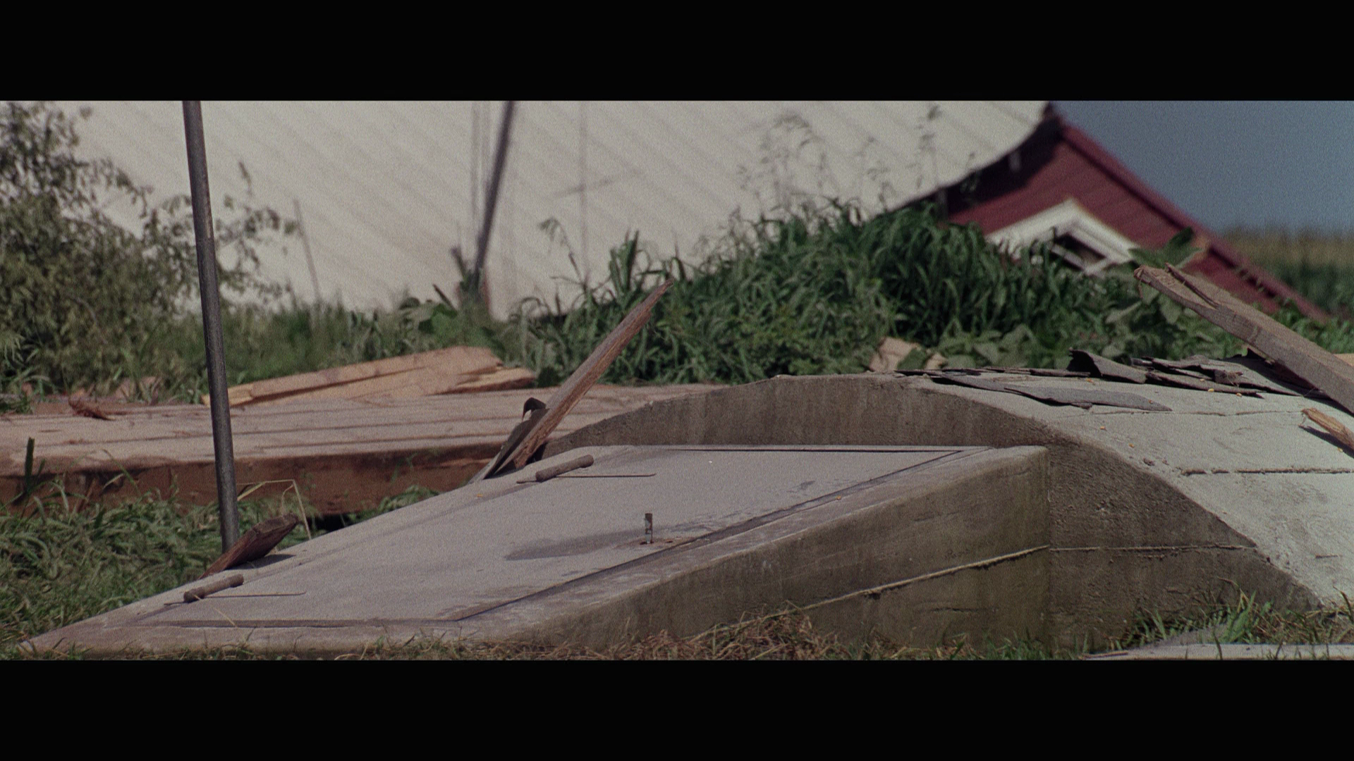 Twister.1996.Turbine.Medien.BDRemux.1080p.Remastered.mkv_20260613_172703.102.png
