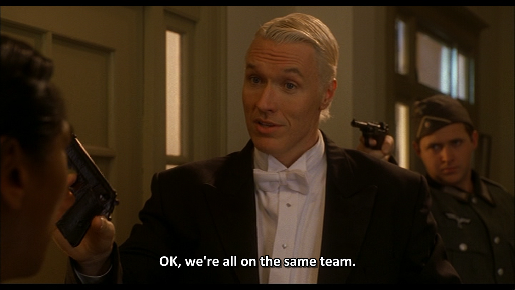 Timecop - The Berlin Decision (2003)_DVDRemux_.mkv_snapshot_00.09.53.668.png