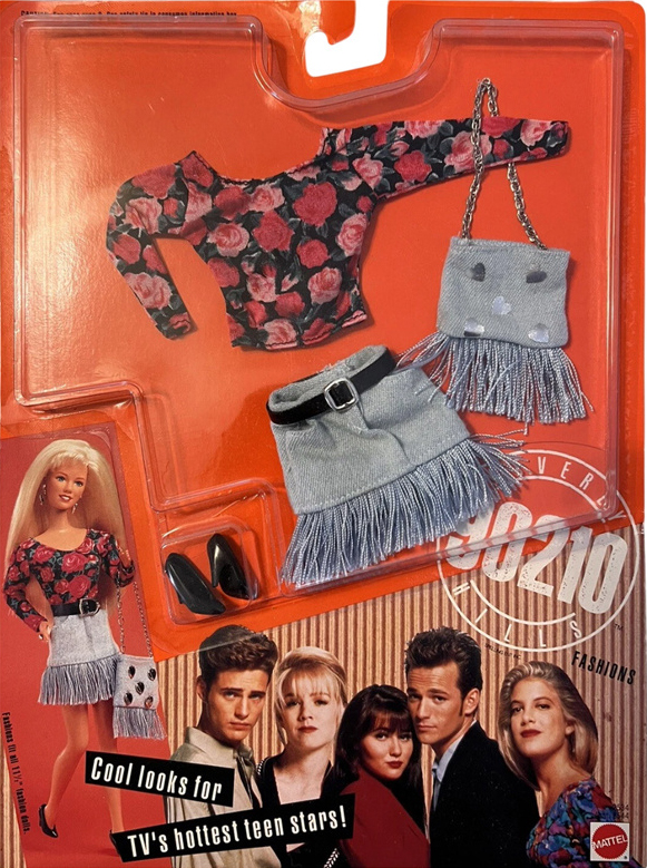 Kelly_fashion.jpg
