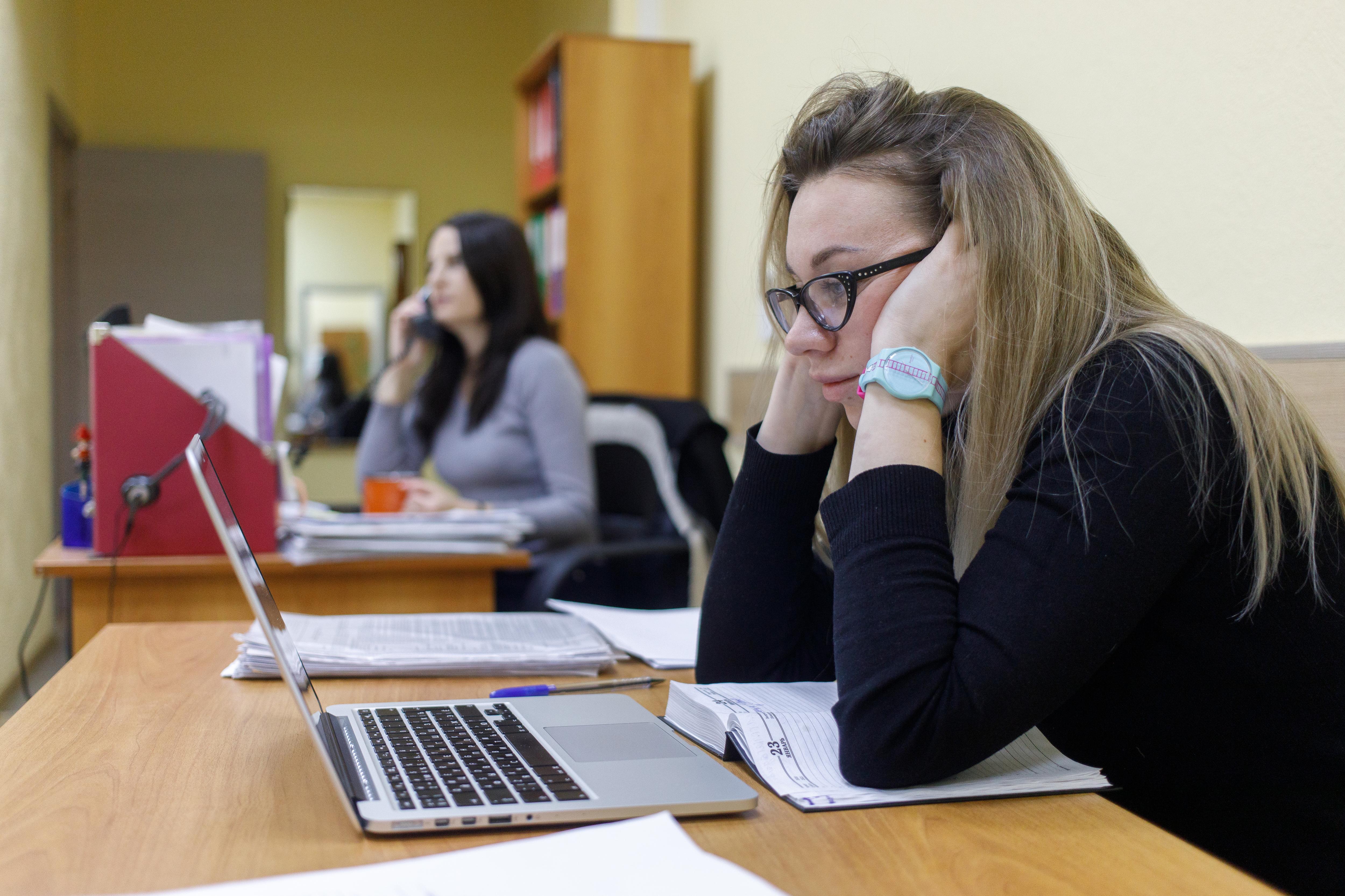 Признаки скорых сокращений на работе: как их распознать заранее