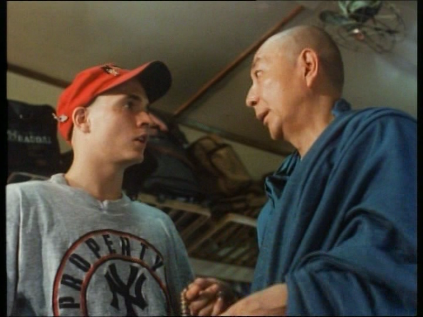 American Shaolin (Nemez DVDRemux).mkv_snapshot_01.26.18.952 up1080p.png