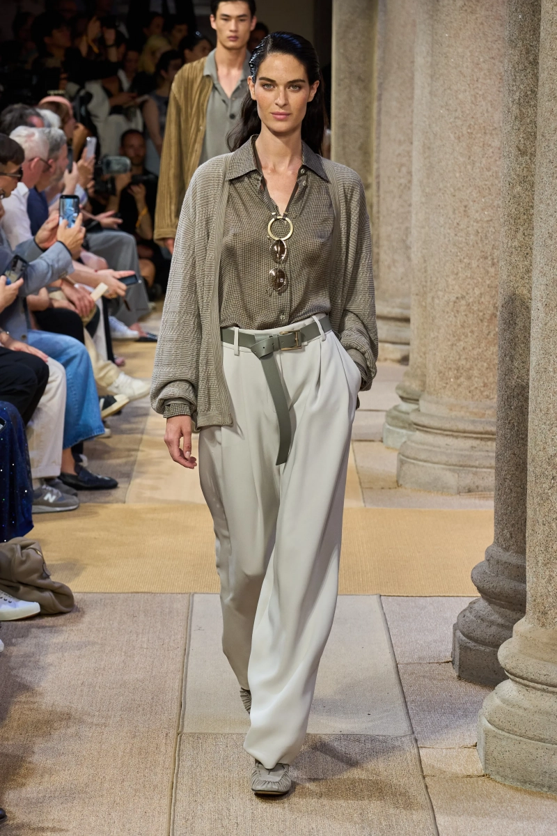 00048-giorgio-armani-spring-2027-menswear-credit-gorunway.webp
