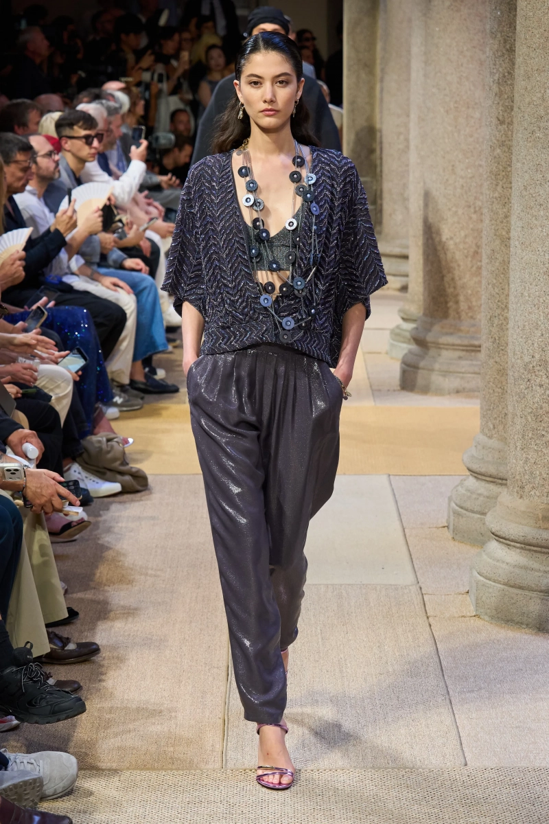 00147-giorgio-armani-spring-2027-menswear-credit-gorunway.webp