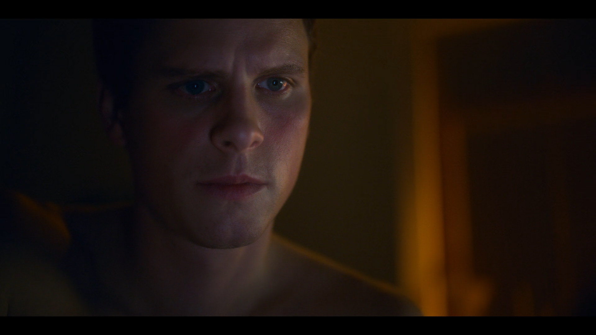 Young.Wallander.S02E01.Episode.1.1080p.WEB-DL.264-TEPES.(BaibaKo.tv).mkv_snapshot_07.56.510.png