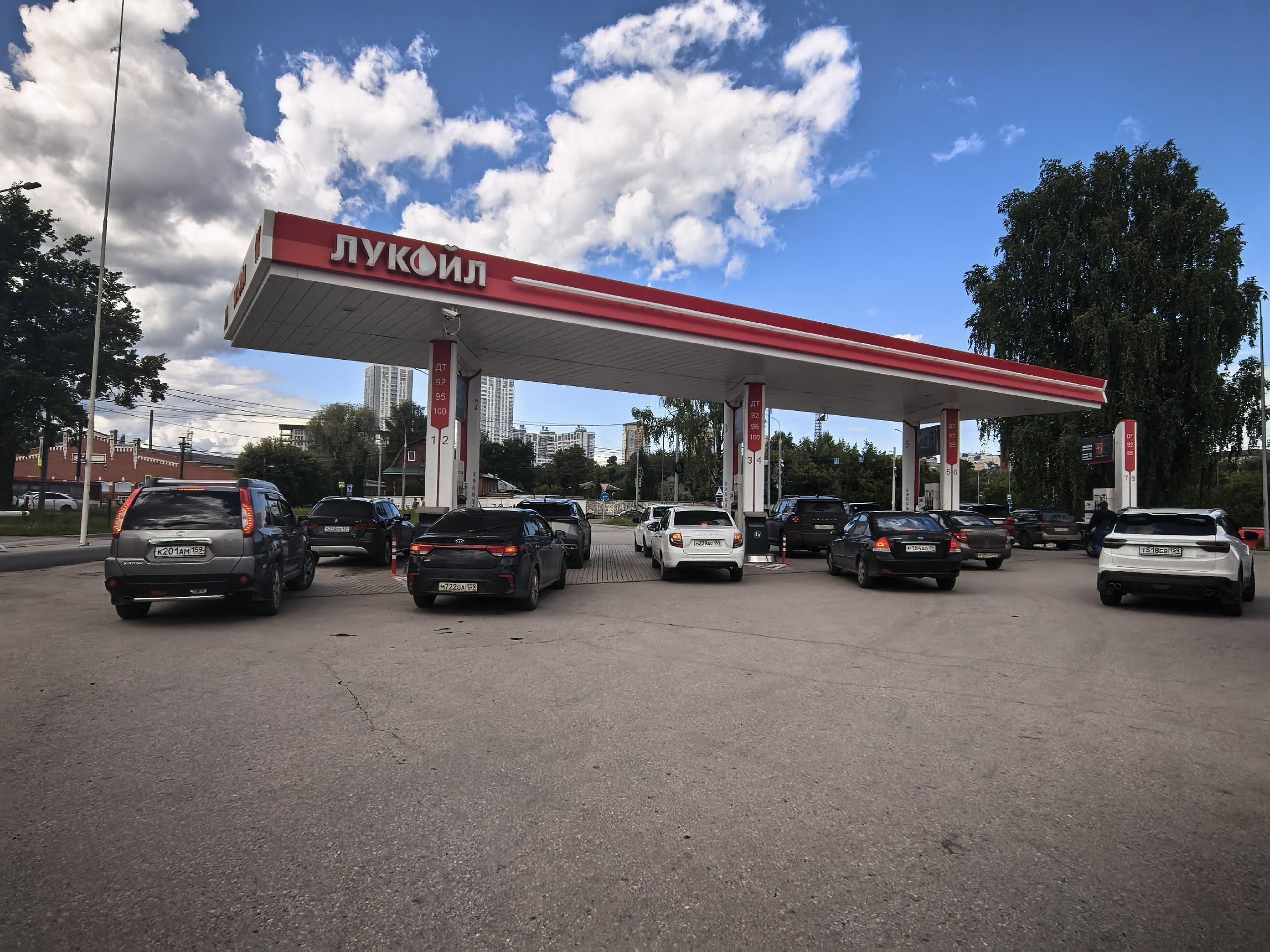 Губернатор Прикамья о бензине: обеспечение служб в норме