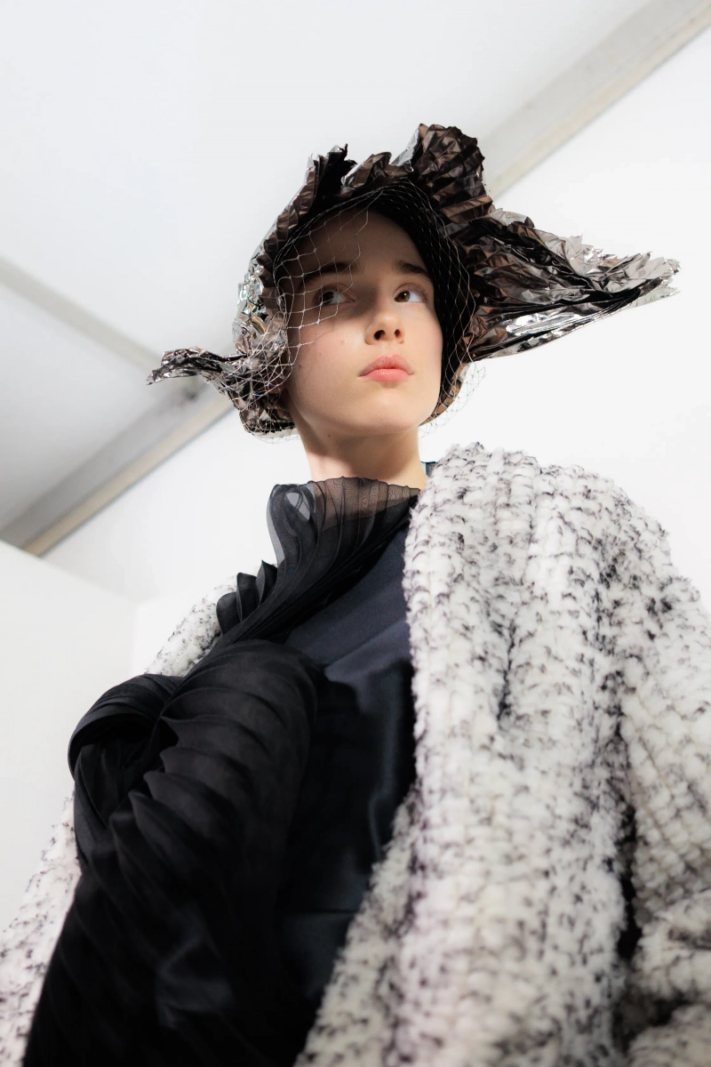 dior_pariscouturess27_backstage_acielle_06.webp