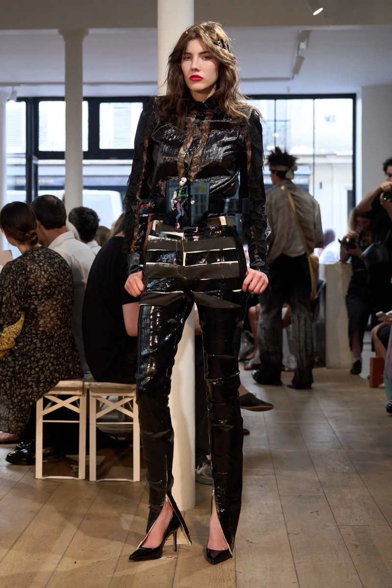 00010-ronald-van-der-kemp-fall-2026-couture-credit-gorunway.webp