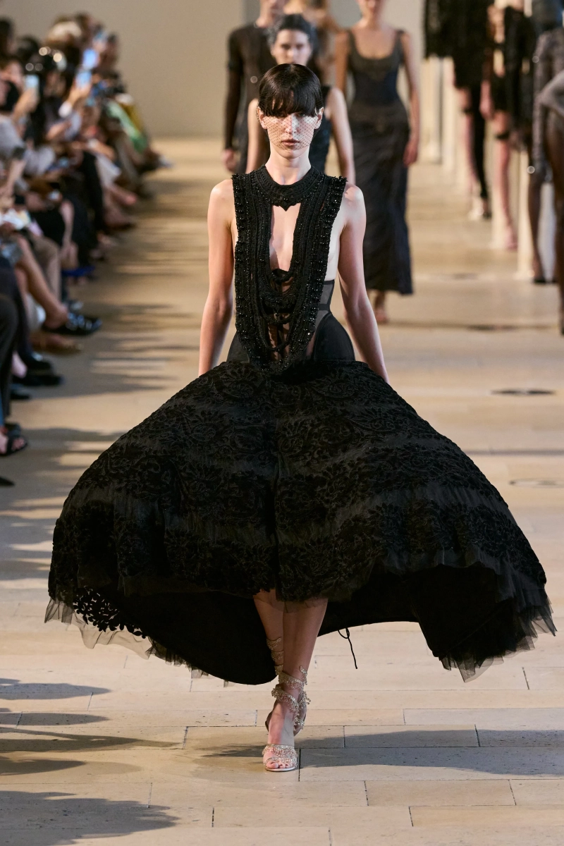 00009-rahul-mishra-fall-2026-couture-credit-gorunway.webp