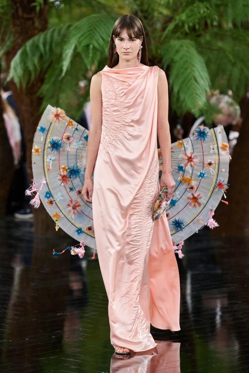 00030-christian-dior-fall-2026-couture-credit-gorunway.webp