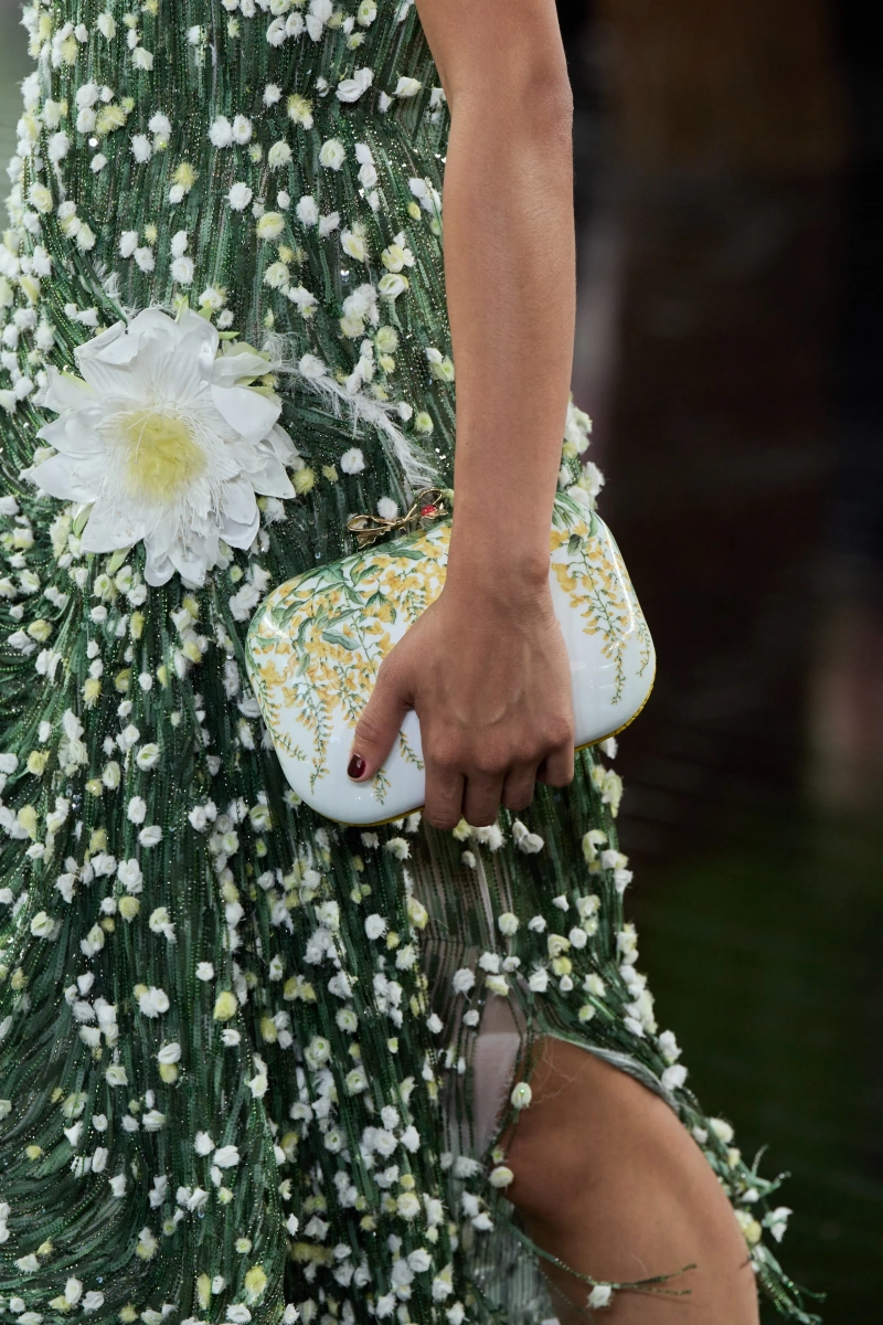 00141-christian-dior-fall-2026-couture-details-credit-gorunway.webp