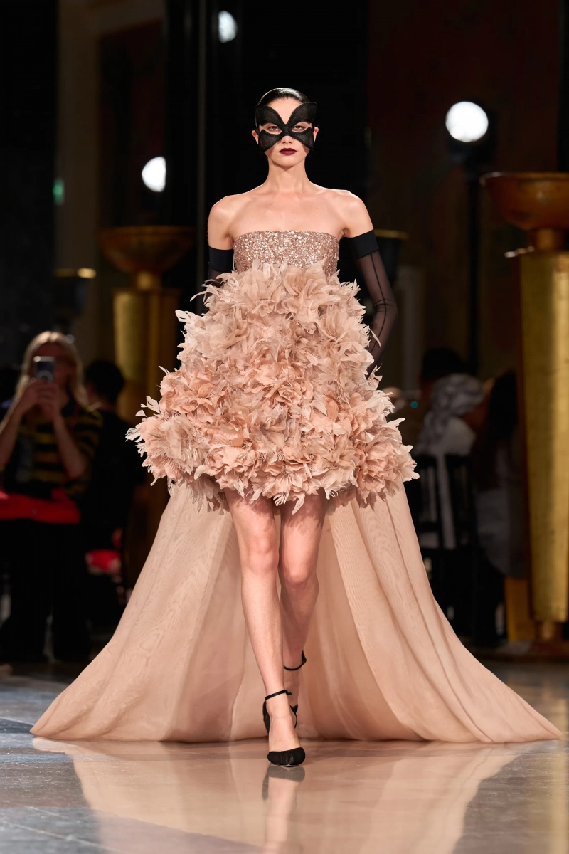 00020-elie-saab-fall-2026-couture-credit-gorunway.webp