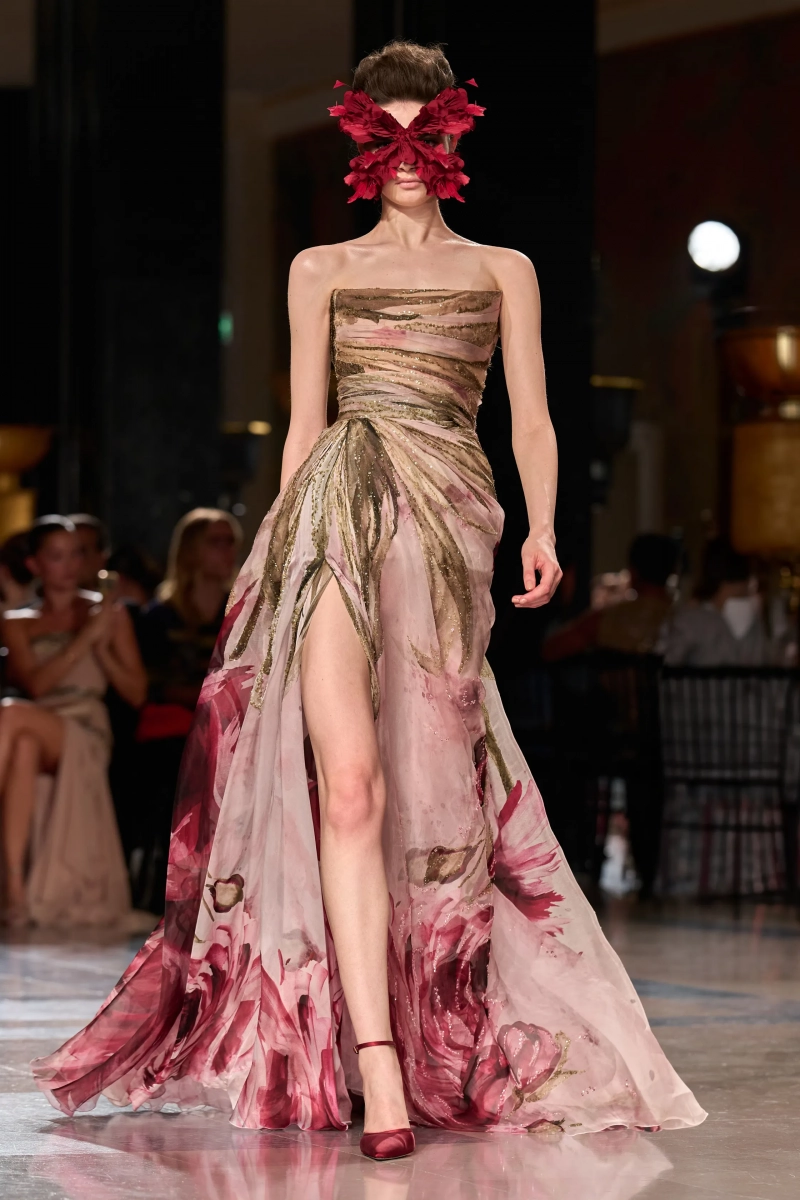 00039-elie-saab-fall-2026-couture-credit-gorunway.webp