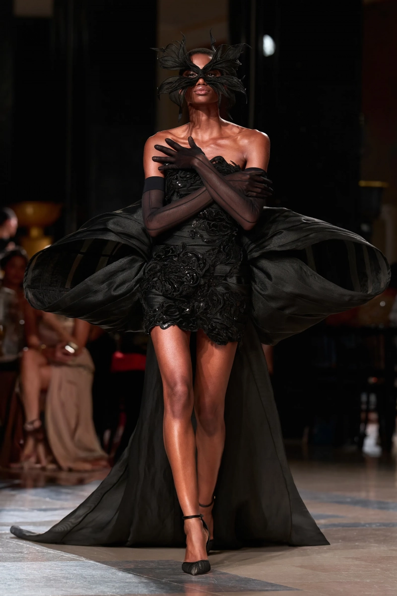 00015-elie-saab-fall-2026-couture-credit-gorunway.webp