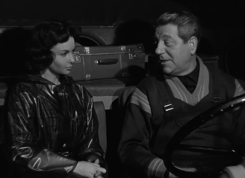 Незначительные люди.1956.BDRip AVC msltel.mkv_snapshot_00.42.35.560.jpg