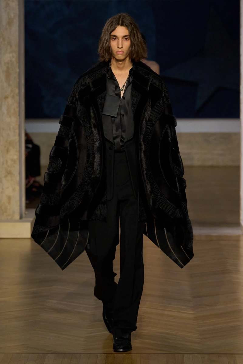 00067-fendi-fall-2026-couture-credit-gorunway.webp