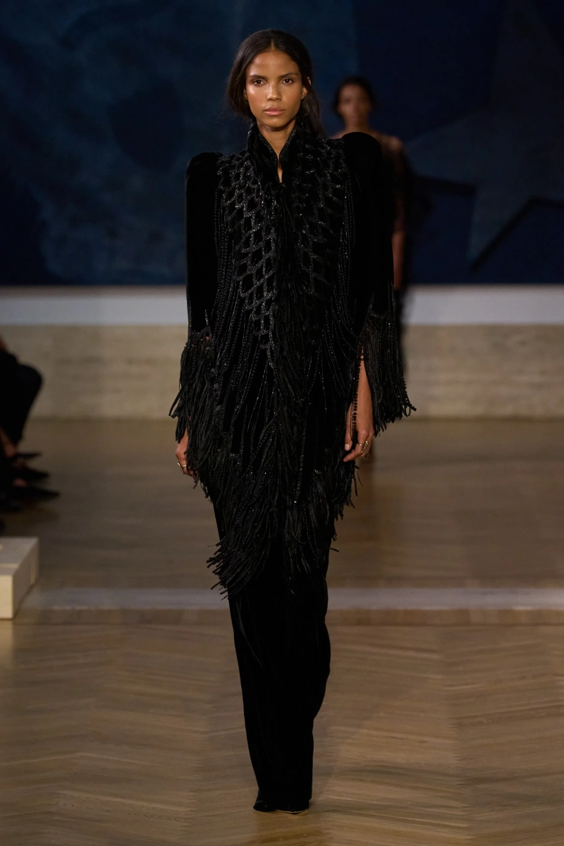 00038-fendi-fall-2026-couture-credit-gorunway.webp