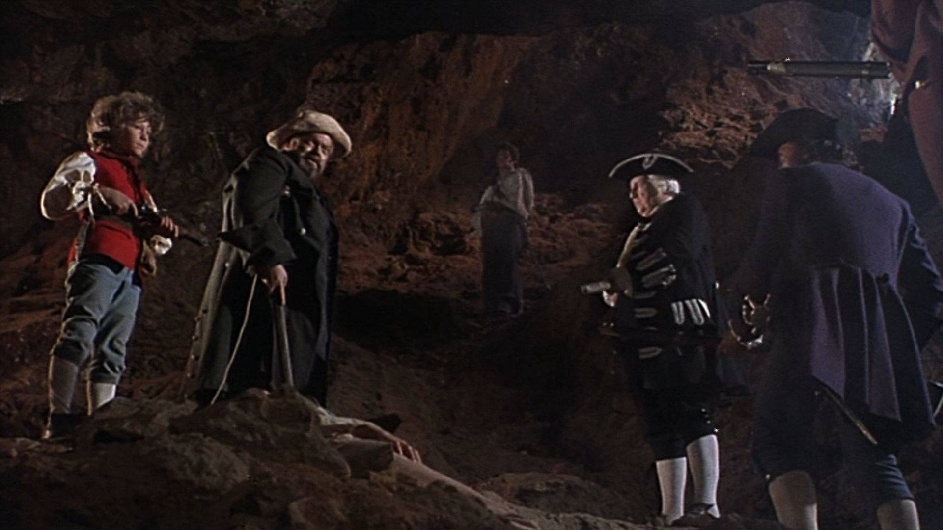 Treasure Island (1972)_WEB-DL 1080p_.mkv_snapshot_01.28.36.000.png