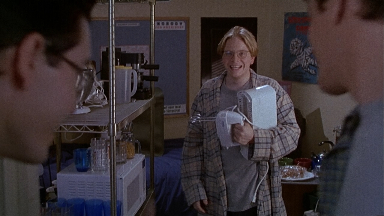 Мертвец в колледже.1998.BDRip 720p msltel.mkv_snapshot_01.29.43.754.jpg