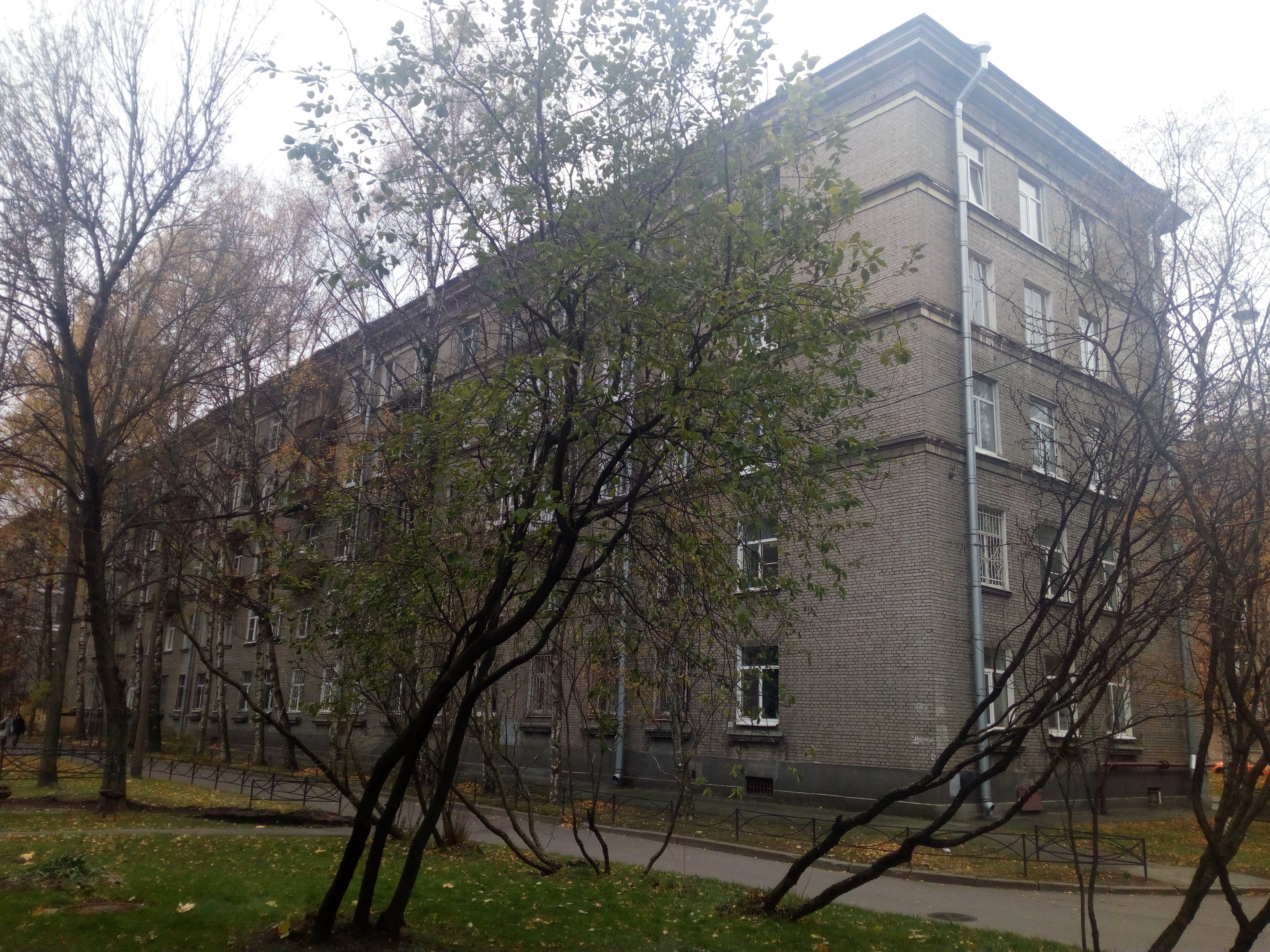 Варшавская 14.jpg