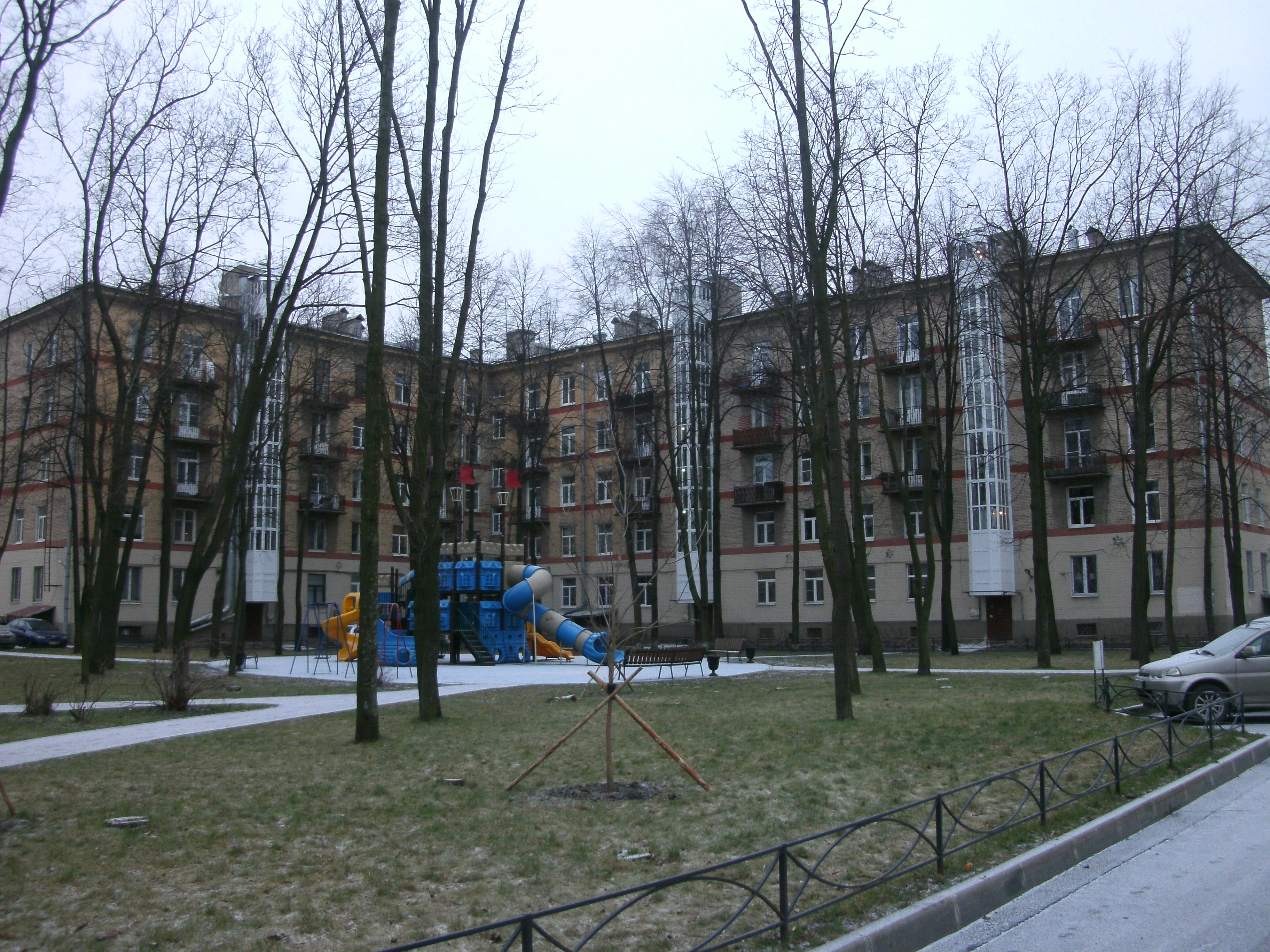Благодатная 38;Свеаборгская 5_6.JPG