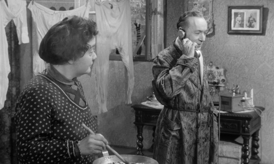 Максим.1958.BDRip AVC msltel.mkv_snapshot_00.52.33.594.jpg