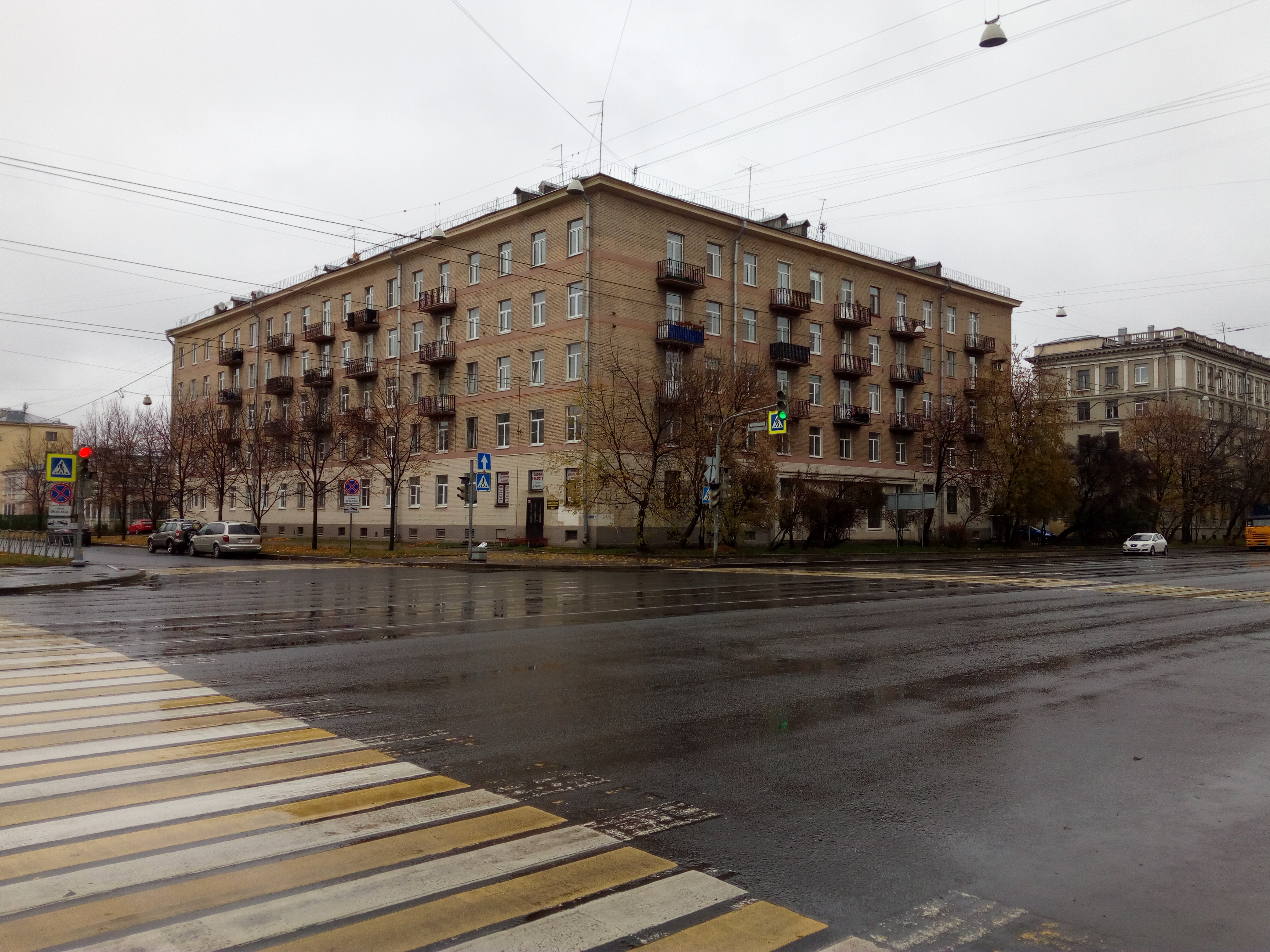 Благодатная 38;Свеаборгская 5.jpg