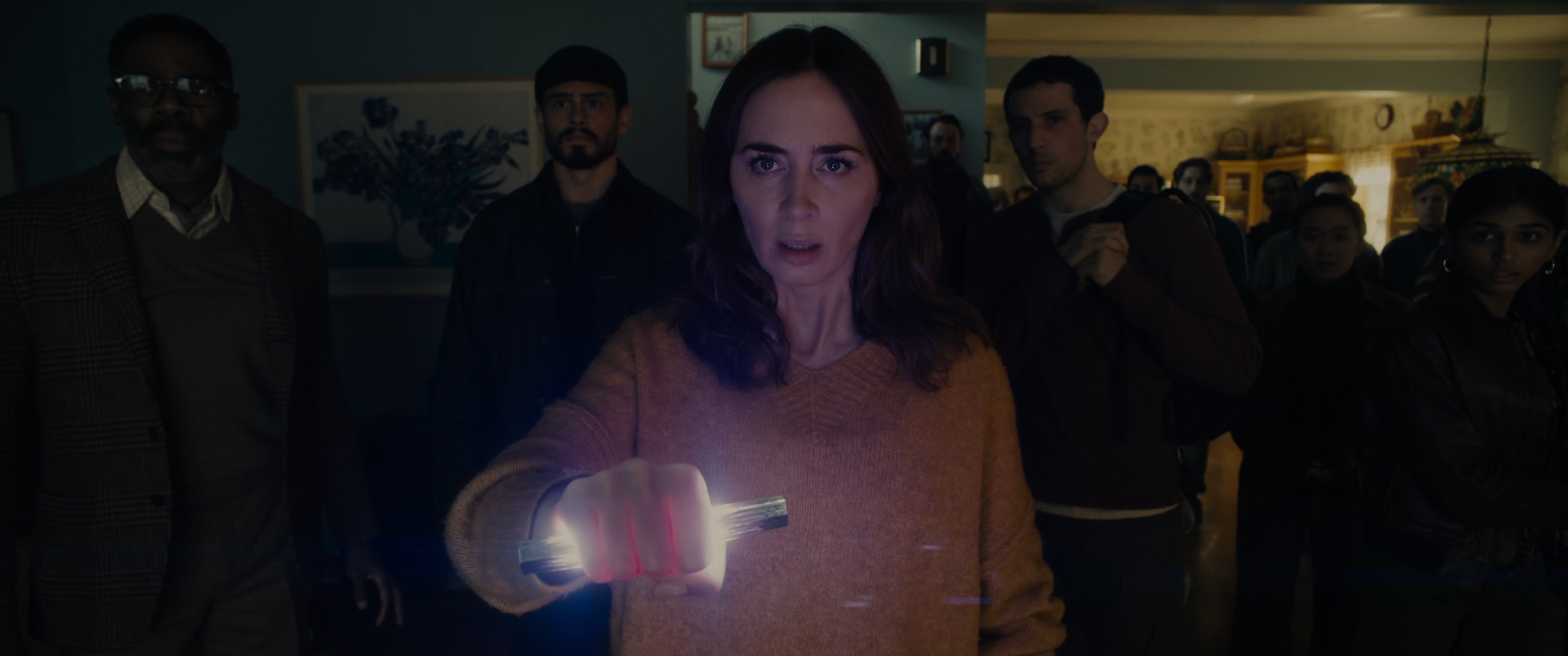 Disclosure Day (2026) UHD BDRip 2160p [4K, HDR10, 10-bit].mkv_snapshot_01.54.36.870.jpg