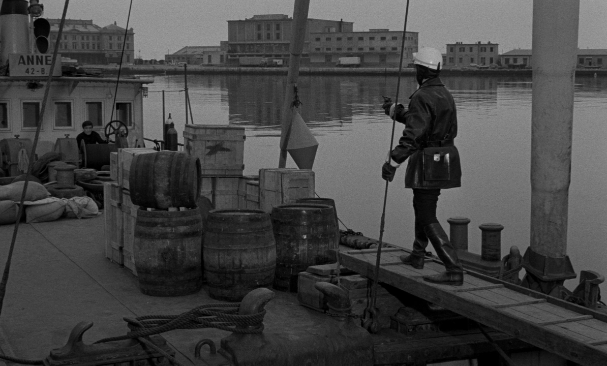 Придорожный отель жестоких куколок.1967.Uncut.BDRip 720p msltel.mkv_snapshot_01.31.05.912.jpg