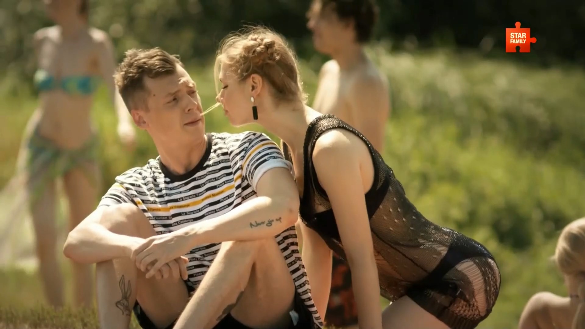 Юлия Шугар, Анна Сагайдачная. Цыганка. 13 серия (2019).2.jpg