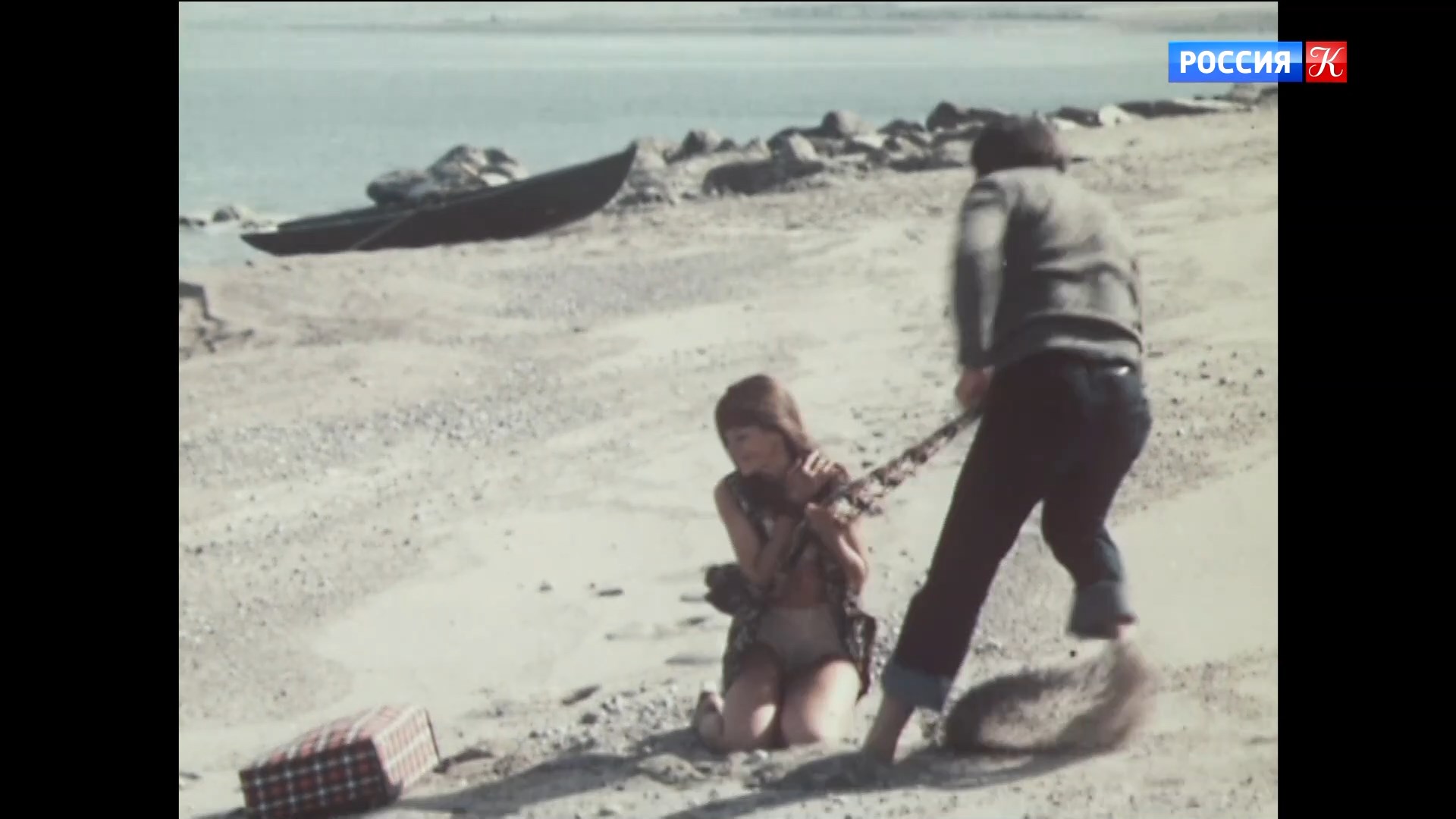 Наталья Варлей. Ливень (1979).4.jpg