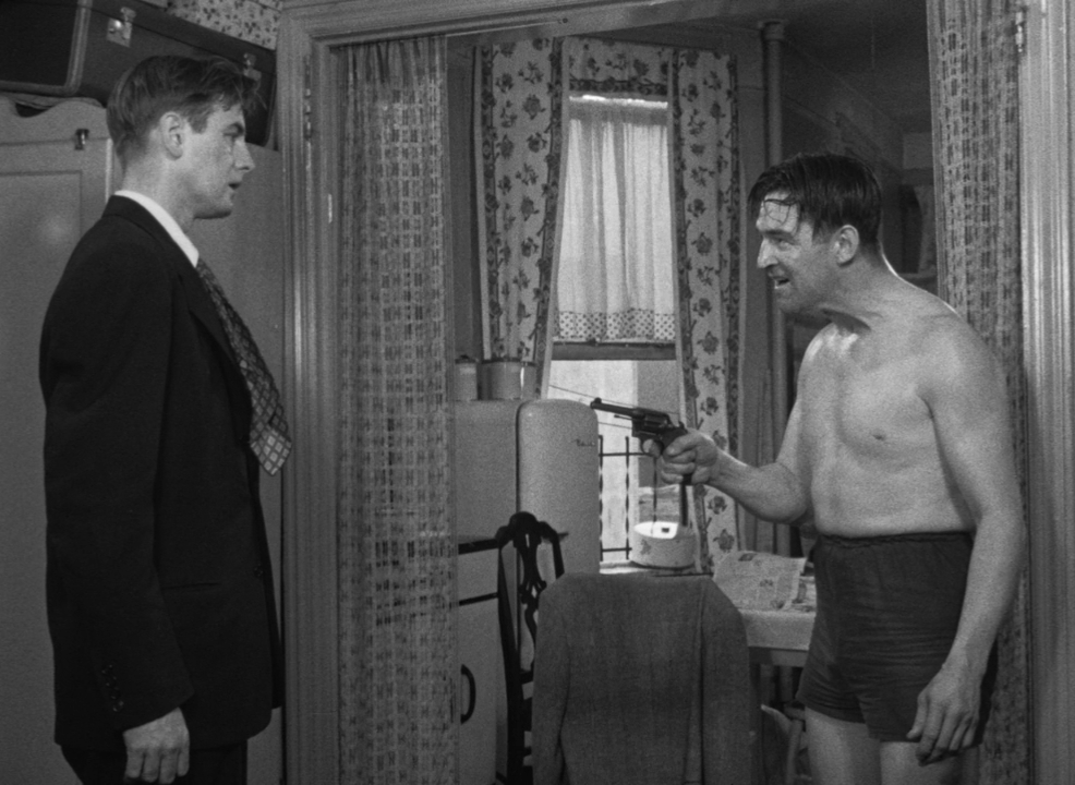 Обнажённый город.1948.BDRip 720p msltel.mkv_snapshot_01.24.02.596.jpg