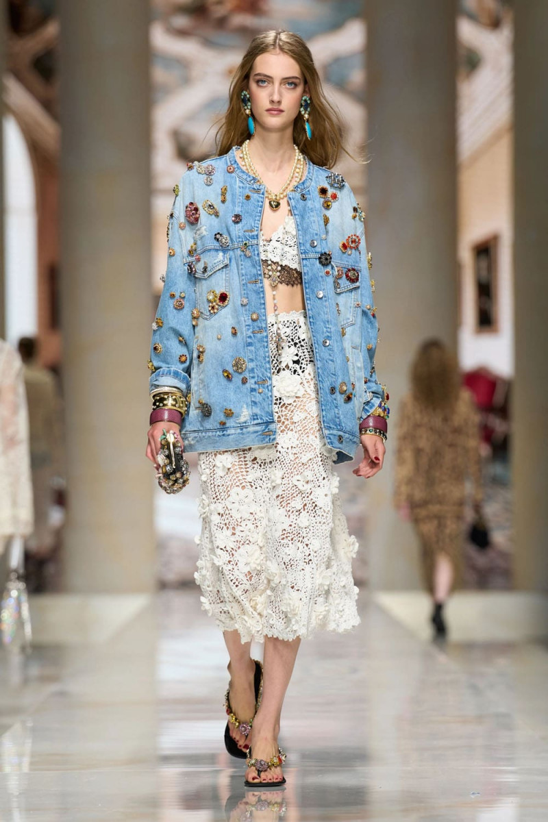Dolce-Gabbana-Spring-Summer-2027-Runway-Magazine-73.jpg