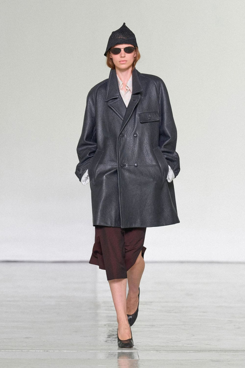 Bottega-Veneta-Spring-Summer-2027-Runway-Magazine-29.jpg