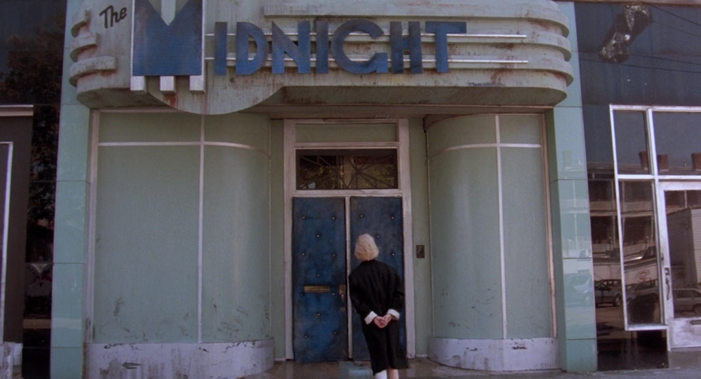 Сердце полуночи.1988.BDRip AVC msltel.mkv_snapshot_00.03.33.822.jpg