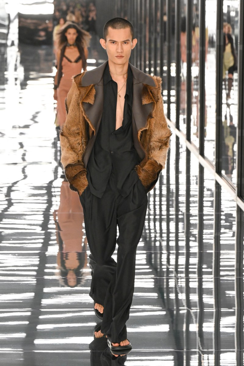 fendi-ss27-rtw-mfw-r-gg-1048.jpg