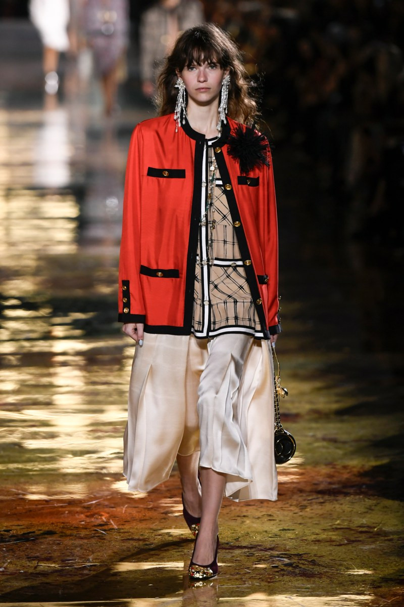 chanel-spring-2027-rtw-r-dm-0042.jpg