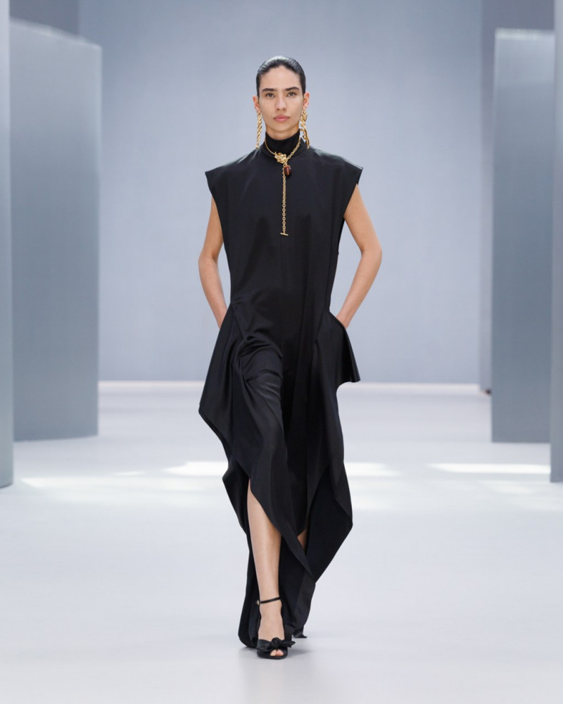 zimmermann-spring-2027-rtw-r-ctsy040.jpg