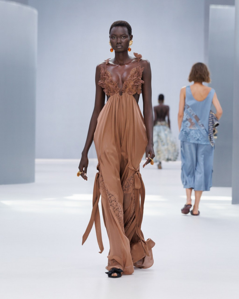 zimmermann-spring-2027-rtw-r-ctsy039.jpg