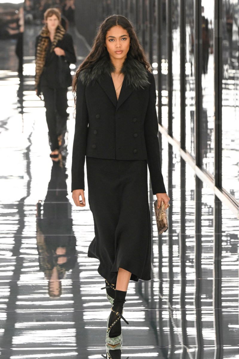 fendi-ss27-rtw-mfw-r-gg-0791.jpg