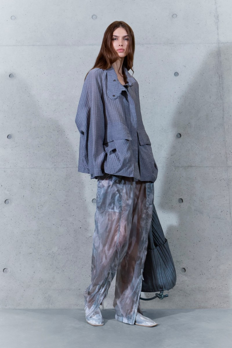 emporio-armani-spring-27-rtw-ctsy-048.jpg