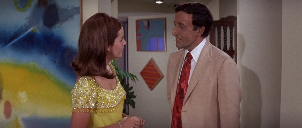 Вечеринка.1968.BDRip AVC msltel.mkv_snapshot_00.34.56.014.jpg