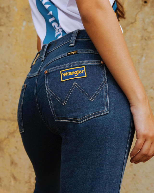 Wrangler что за бренд. Смотреть фото Wrangler что за бренд. Смотреть картинку Wrangler что за бренд. Картинка про Wrangler что за бренд. Фото Wrangler что за бренд