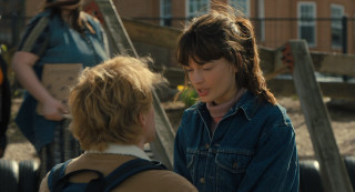 ���� ������ / Ella McCay (2025/BDRip/HDRip)